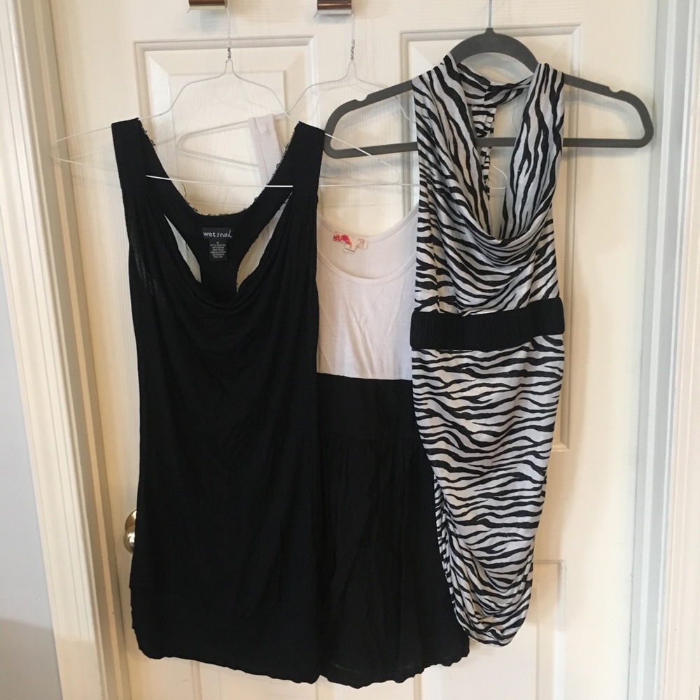 Lot of 3 black & white dresses